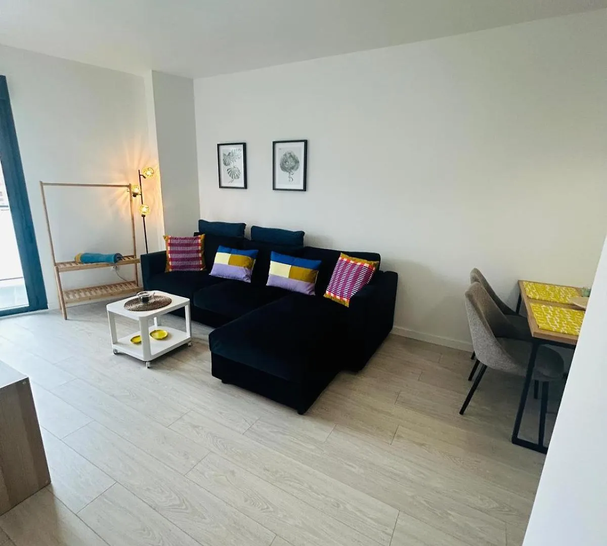 Aptos Diseno Centro Torremolinos Lejlighed